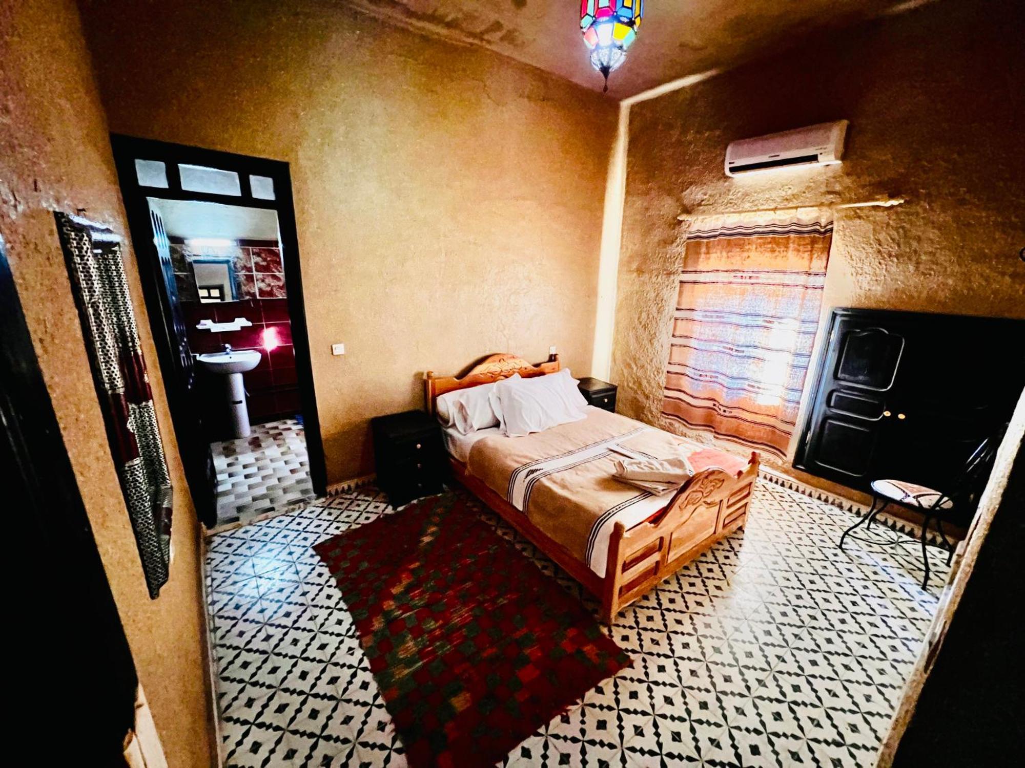 Hotel Camping Les Roses Des Dunes & Piscine Мерзуга Экстерьер фото