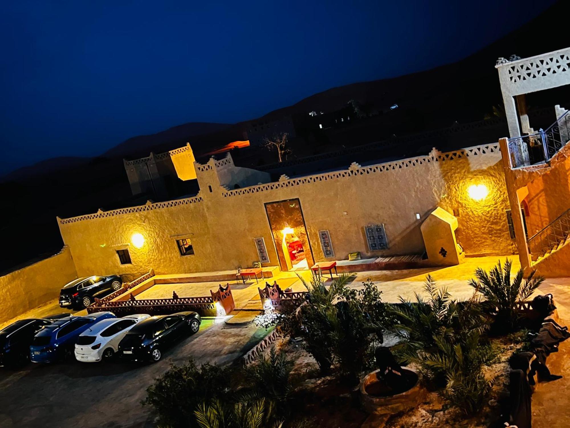 Hotel Camping Les Roses Des Dunes & Piscine Мерзуга Экстерьер фото