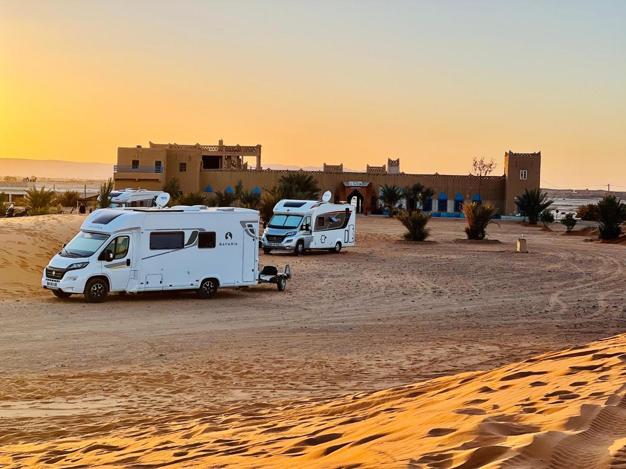 Hotel Camping Les Roses Des Dunes & Piscine Мерзуга Экстерьер фото