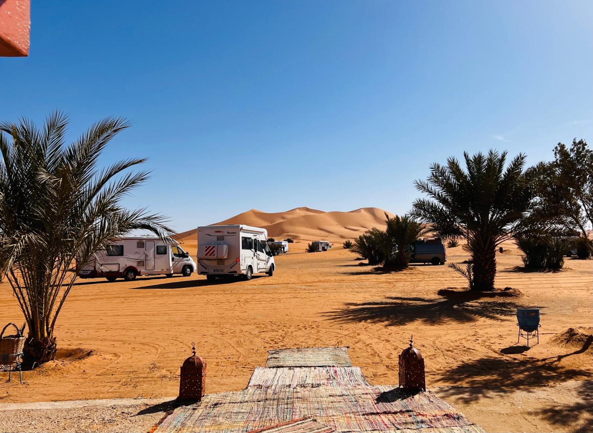 Hotel Camping Les Roses Des Dunes & Piscine Мерзуга Экстерьер фото