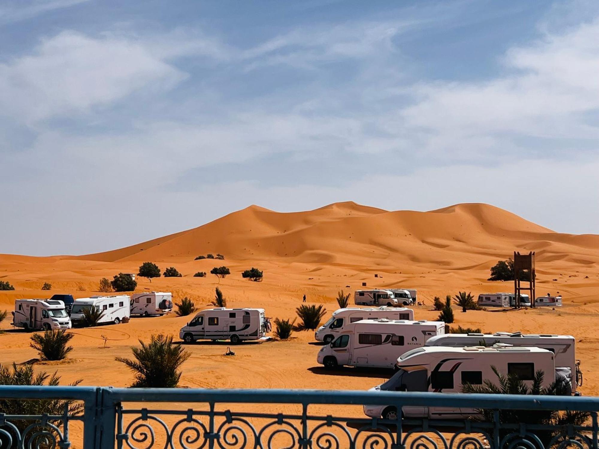 Hotel Camping Les Roses Des Dunes & Piscine Мерзуга Экстерьер фото