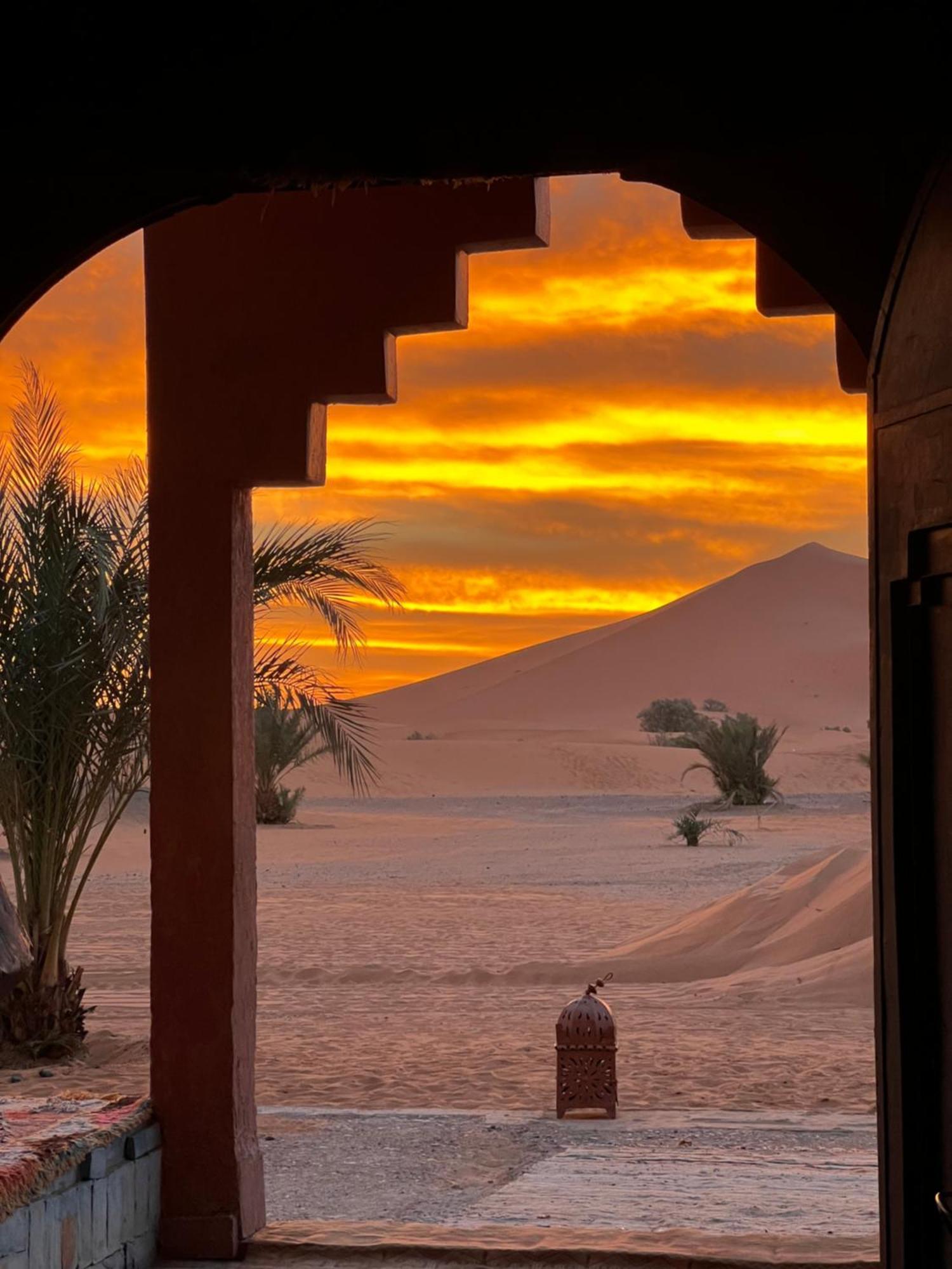 Hotel Camping Les Roses Des Dunes & Piscine Мерзуга Экстерьер фото