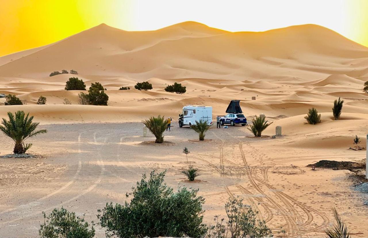 Hotel Camping Les Roses Des Dunes & Piscine Мерзуга Экстерьер фото